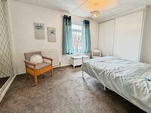 Photo 1- click for photo gallery